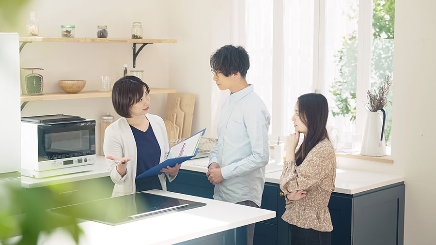 ハウスメーカーや工務店の資料請求で営業担当が決まる?